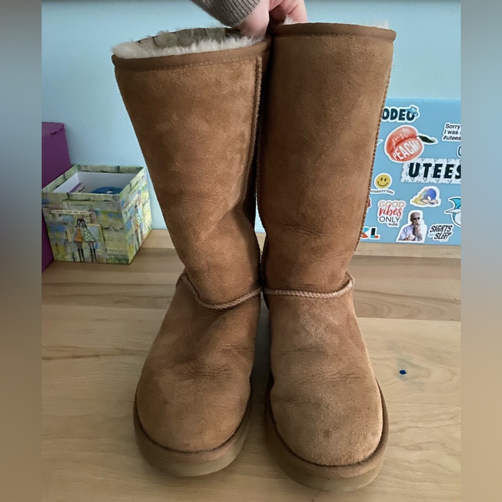 Chestnut Uggs - image 5